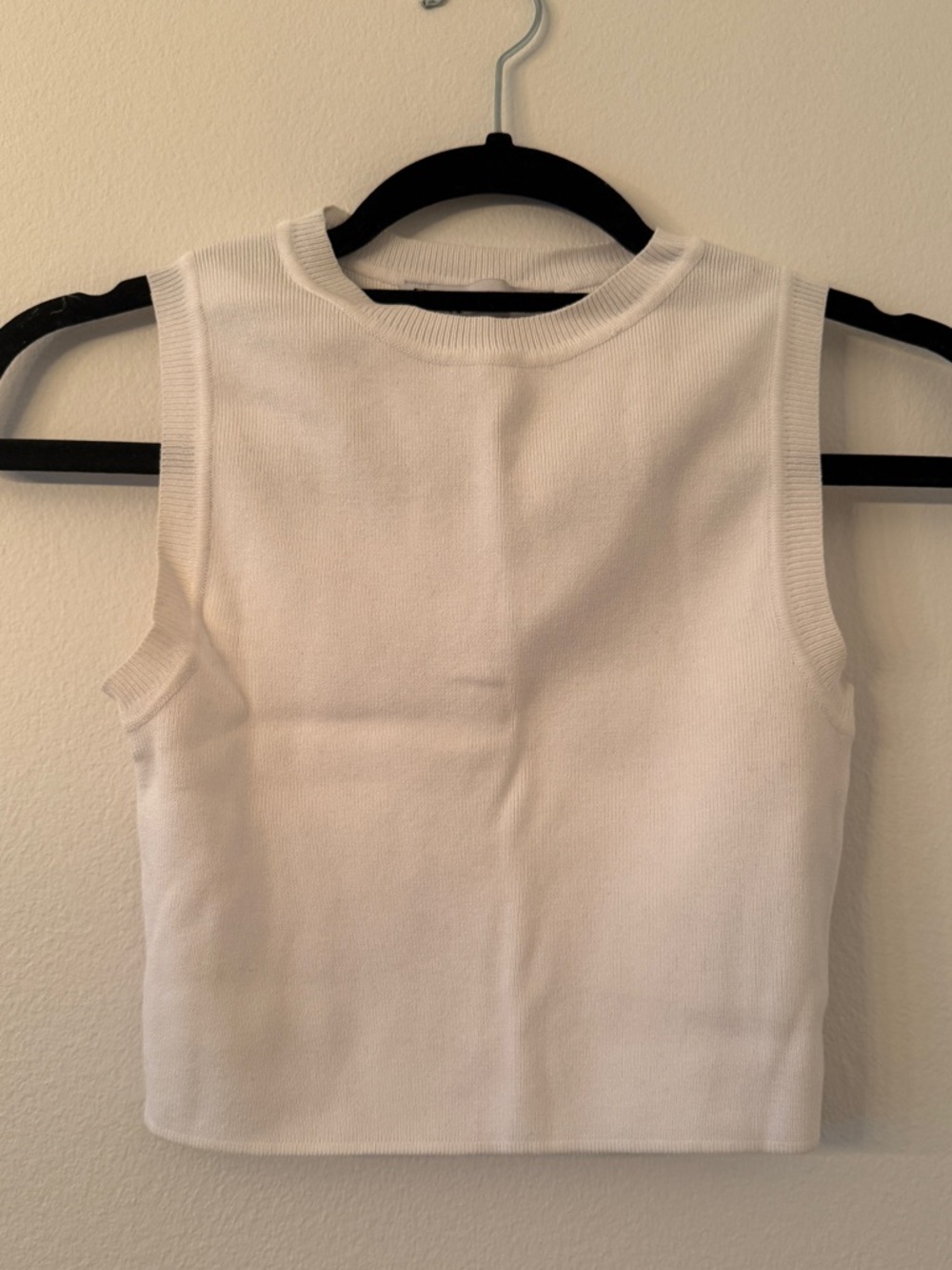 Zara White Ribbed Crop Tank Top